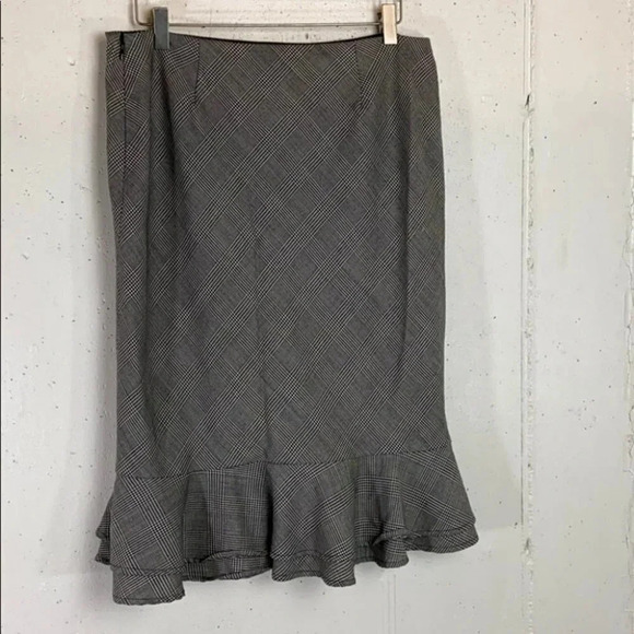 Chaps 10 houndstooth wool career skirt - Picture 4 of 5